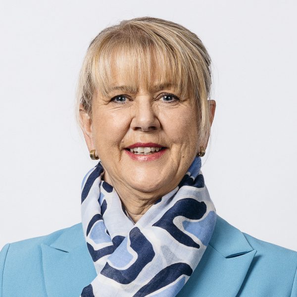 Christine Backs